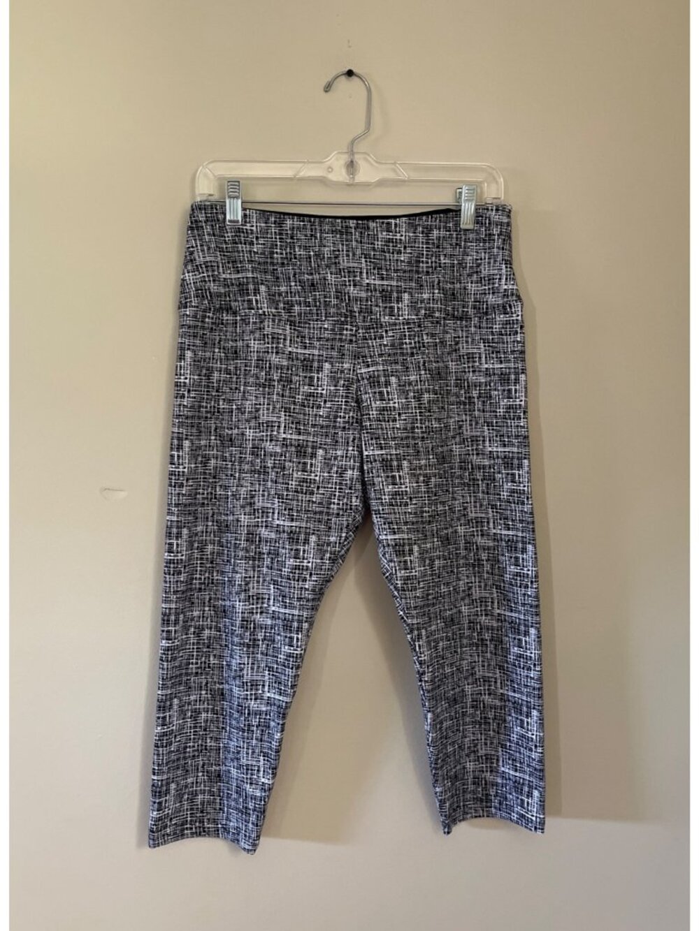 Casablanca By Marrakech Womens Medium Capri Leggings Stretch Black White